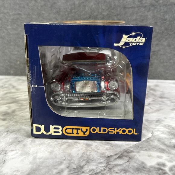 Jada Dub City Old Skool 1957 Chevy Bel Air Red White Hard Top 1:24 - New - Picture 6 of 7